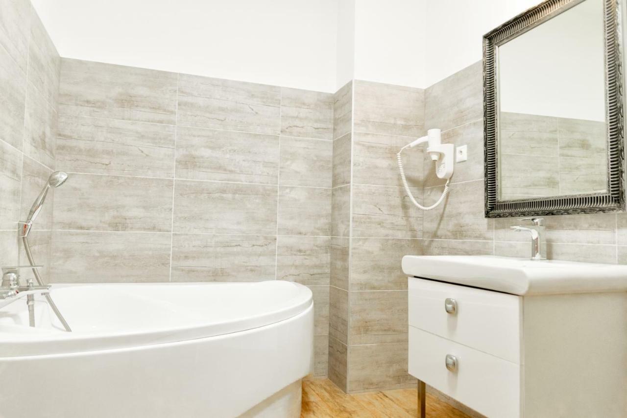 Villa Centrum Apartmany S Ranajkami A Saunou Martin Εξωτερικό φωτογραφία